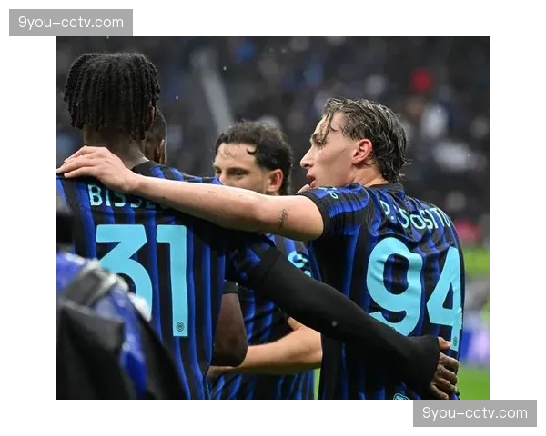 国际米兰3-0完胜亚特兰大，控球率五五开，关键传球数以15比5领先